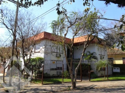 Image 24 - 234015